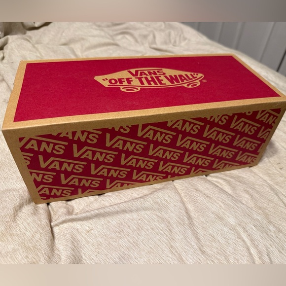 NWT Vans - Picture 2 of 4